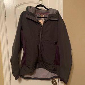 NWT. Relwen Hooded Snurf Large. Dark Smoke